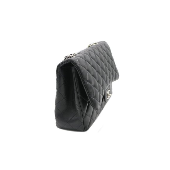 CHANEL Jumbo Lambskin Black Classic Flap Bag - Picture 4 of 16